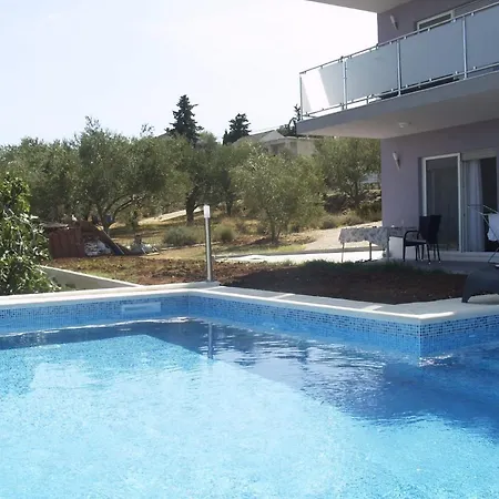 Appartamento Family Friendly With A Swimming Pool Tkon, Pasman - 20079 *