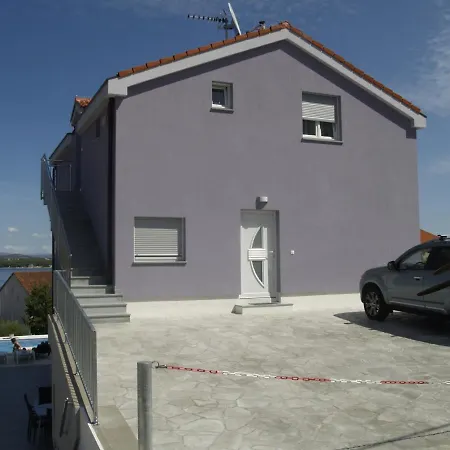Appartamento Family Friendly With A Swimming Pool Tkon, Pasman - 20079 Tkon